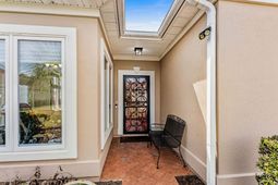 1459 Saint Thomas Circle photo 4
