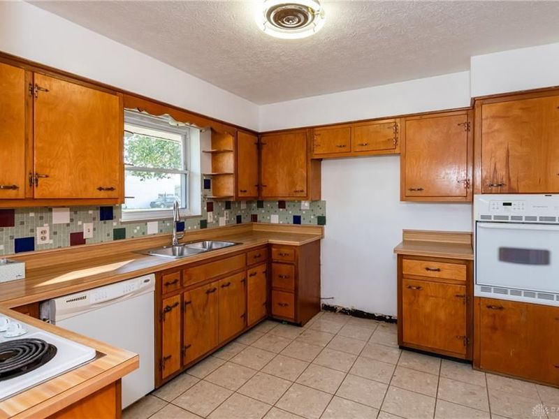 303 E Whittier Avenue, Fairborn, OH 45324 Photo 16