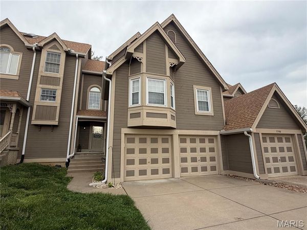 5510 Bourbeuse Common, Unit 3, Weldon Spring, MO 63304