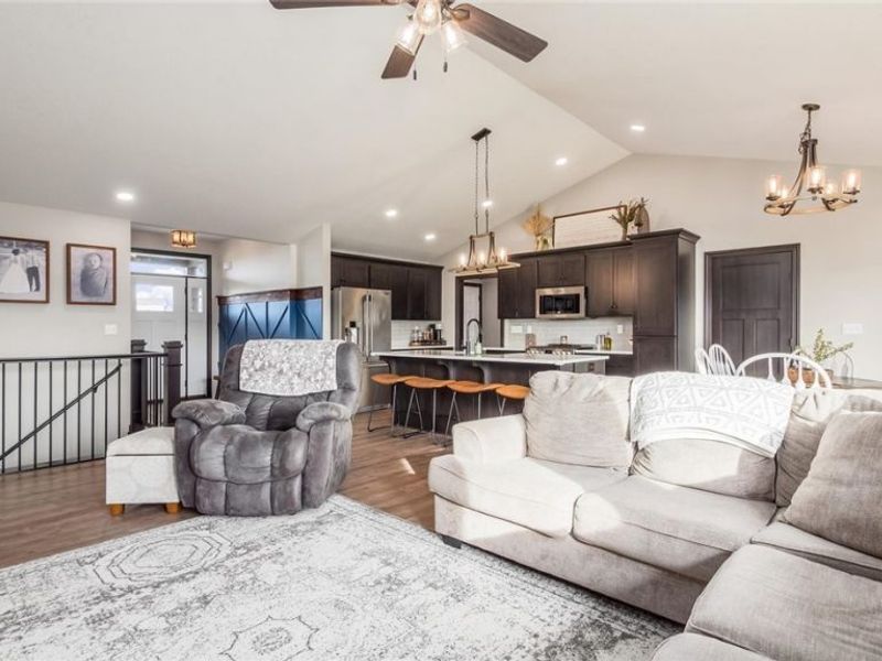 6865 Heritage Run Drive, Zanesville, OH 43701 Photo 16