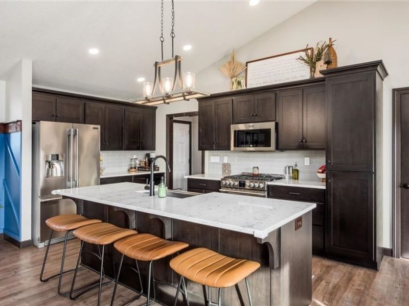 6865 Heritage Run Drive, Zanesville, OH 43701 Photo 7