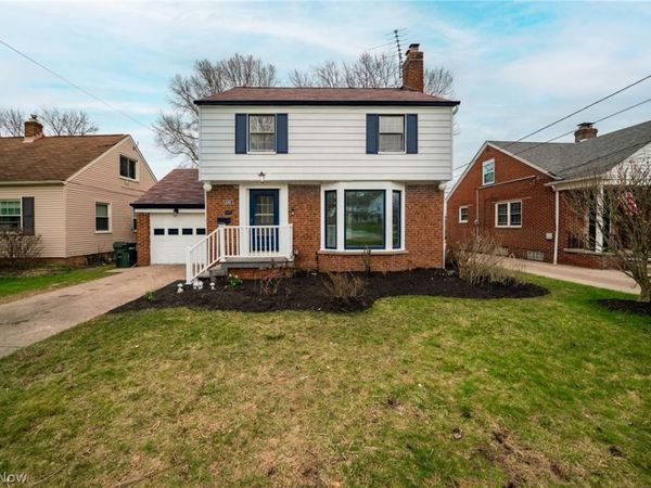 4909 W 220th Street, Fairview Park, OH 44126