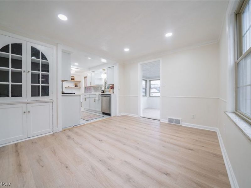 4909 W 220th Street, Fairview Park, OH 44126 Photo 11