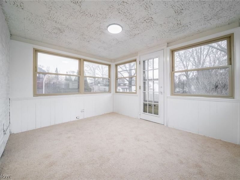 4909 W 220th Street, Fairview Park, OH 44126 Photo 17