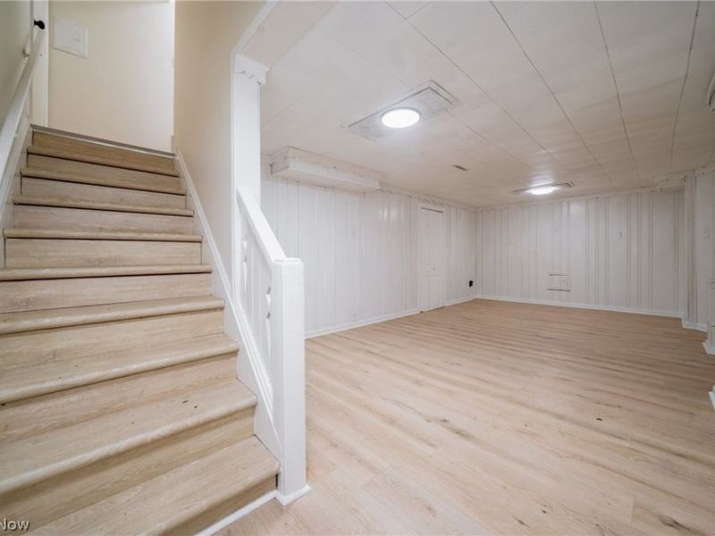 4909 W 220th Street, Fairview Park, OH 44126 Photo 33