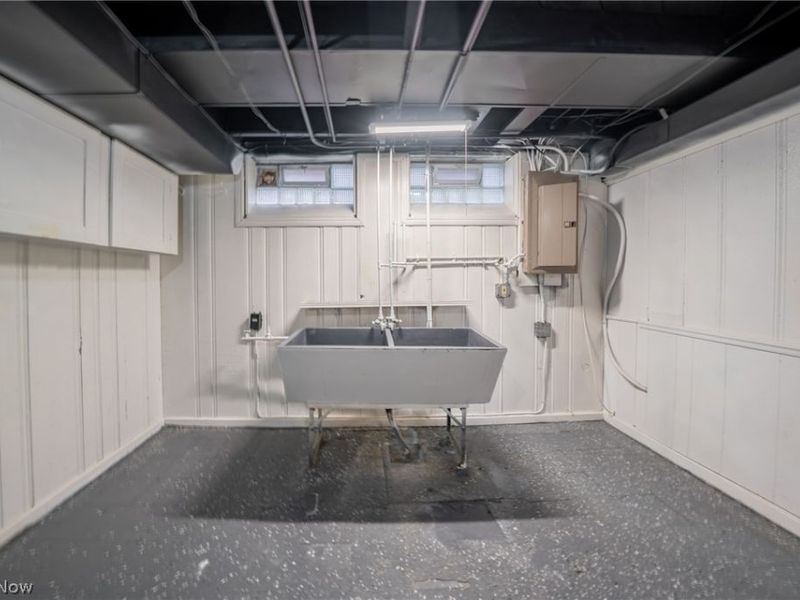 4909 W 220th Street, Fairview Park, OH 44126 Photo 36