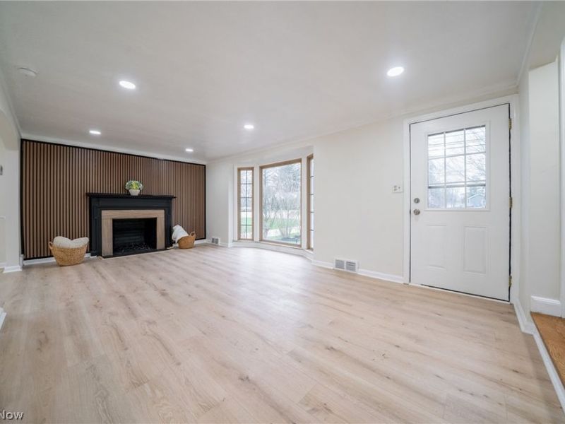 4909 W 220th Street, Fairview Park, OH 44126 Photo 7