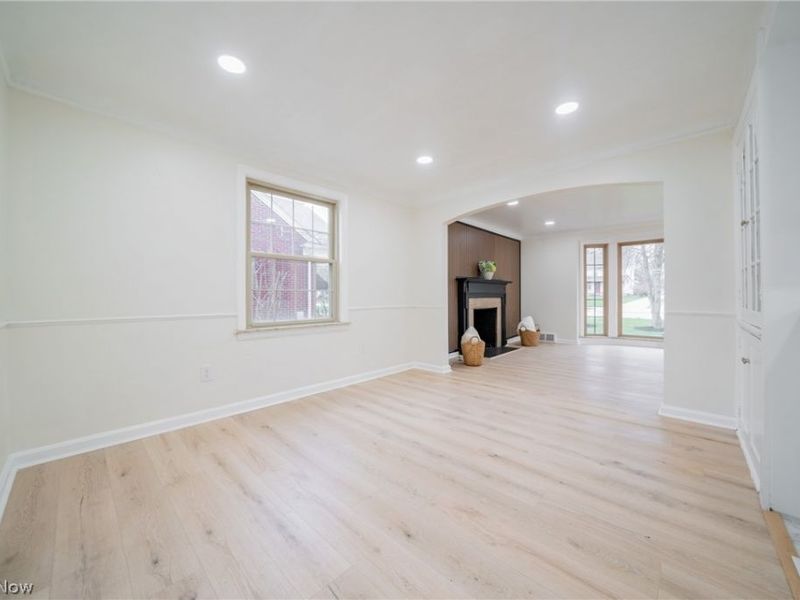 4909 W 220th Street, Fairview Park, OH 44126 Photo 9