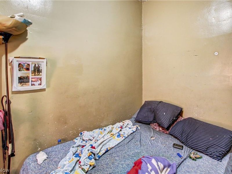 2149 W 105th Street , Cleveland, OH 44102 Photo 13