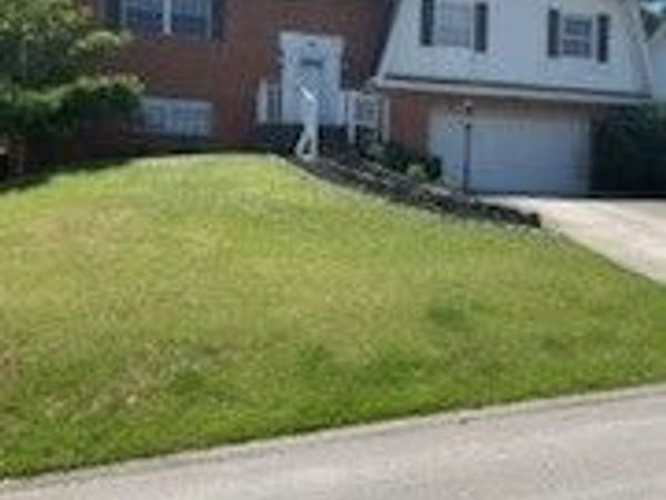 1986 Parkwood Road, Charleston, WV 25314