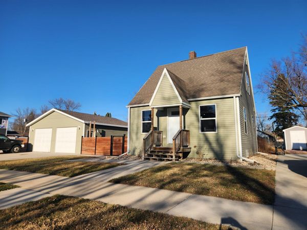 515 5th Avenue SW, Pipestone, MN 56164