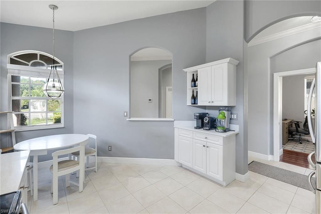 8616 Ibis Cove Cir, Naples, FL 34119 Photo