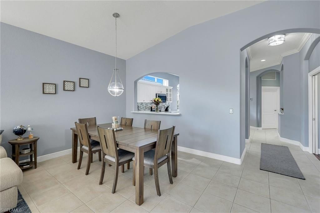 8616 Ibis Cove Cir, Naples, FL 34119 Photo