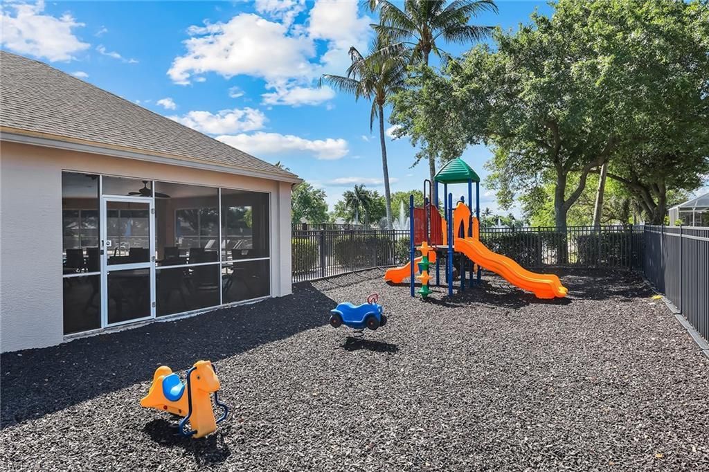 8616 Ibis Cove Cir, Naples, FL 34119 Photo