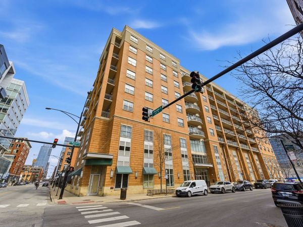 950 W Monroe Street , Unit 804, Chicago, IL 60607