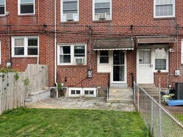 472 KINGSLEY STREET, PHILADELPHIA, PA 19128