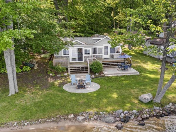 19116 Kenny Drive, Big Rapids, MI 49307