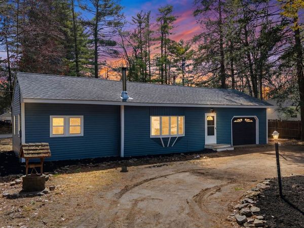 74 Riverside Drive, Fremont, NH 03044