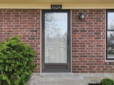 1624 Brentmoor Drive, Lexington, KY 40515