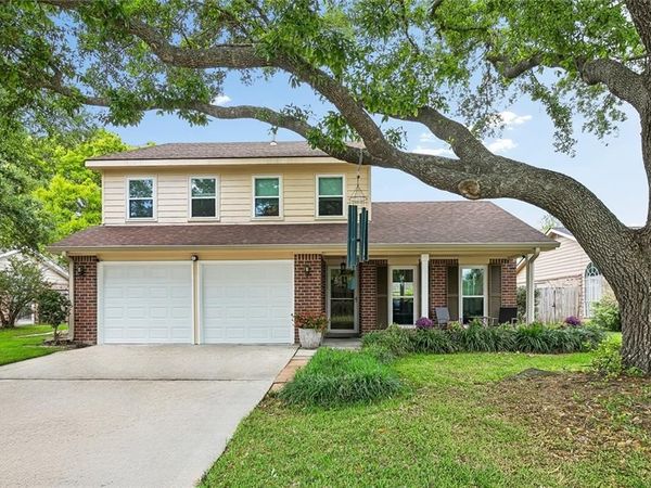 125 CEDARWOOD Drive, Slidell, LA 70461