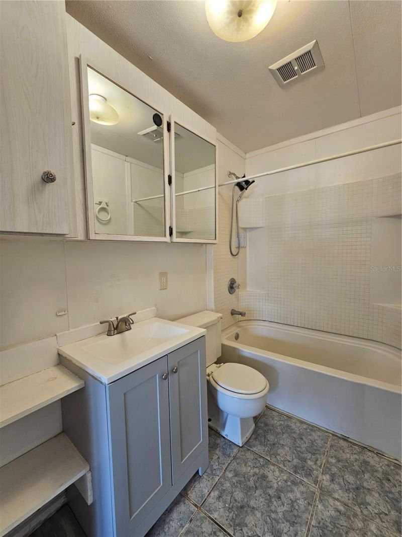 5706 Dr Martin Luther King Jr Street N, Saint Petersburg, FL 33703 Photo