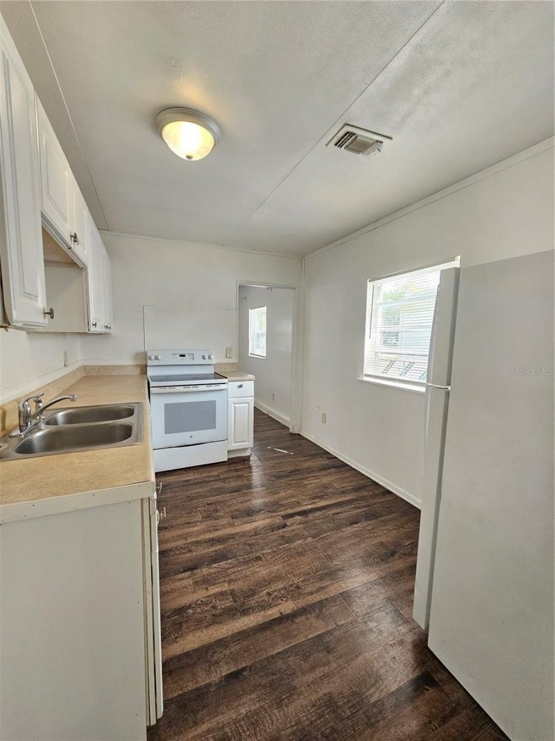 5706 Dr Martin Luther King Jr Street N, Saint Petersburg, FL 33703 Photo