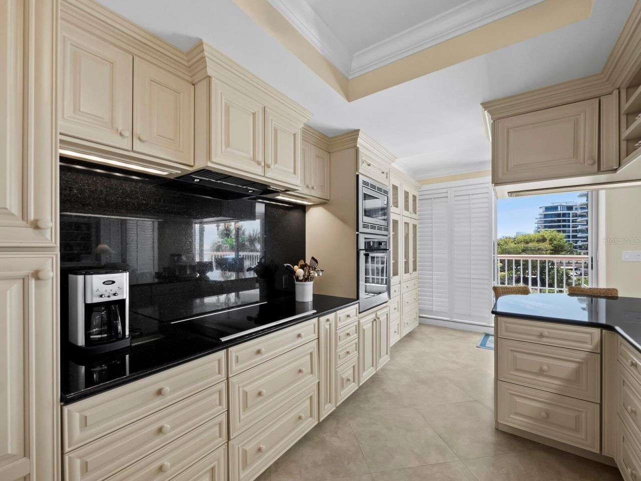 455 Longboat Club Road, Unit 402, Longboat Key, FL 34228 Photo