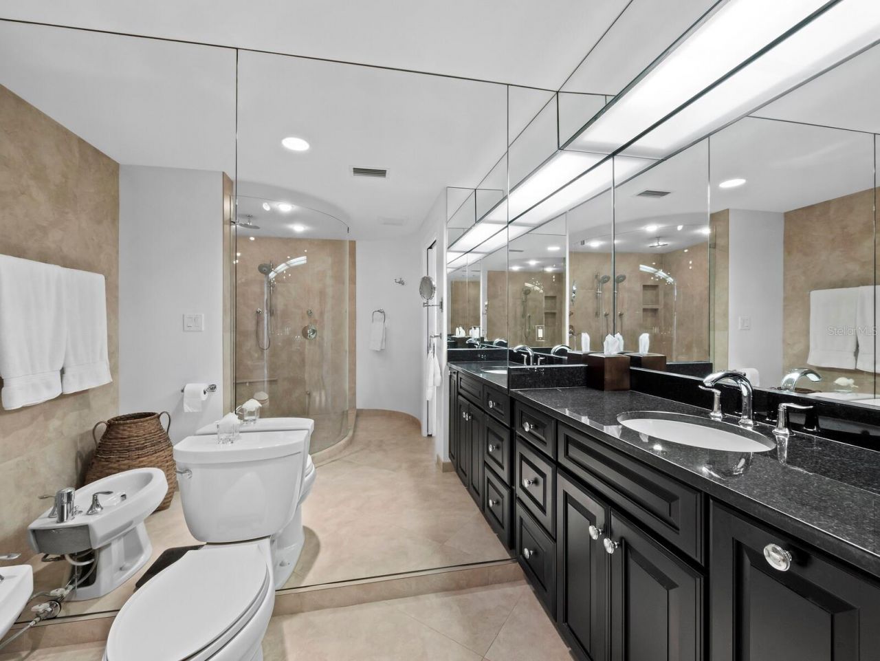 455 Longboat Club Road, Unit 402, Longboat Key, FL 34228 Photo