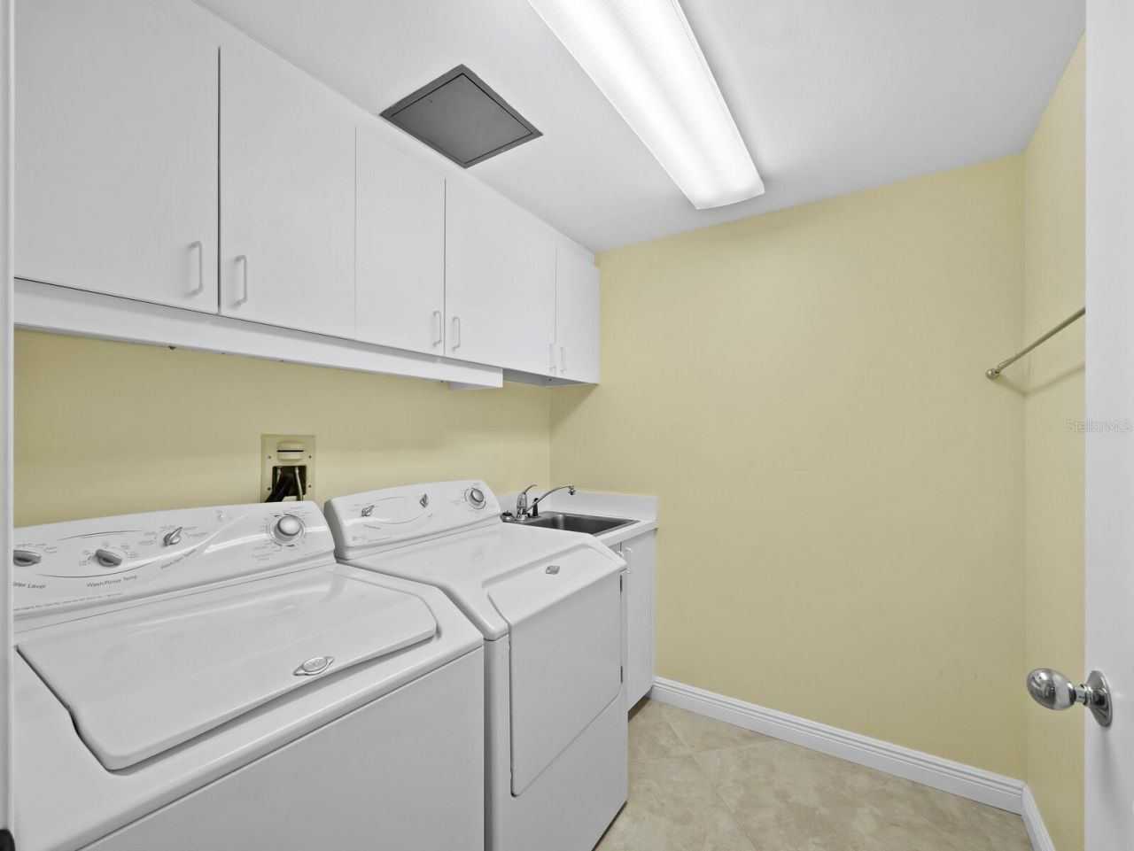455 Longboat Club Road, Unit 402, Longboat Key, FL 34228 Photo