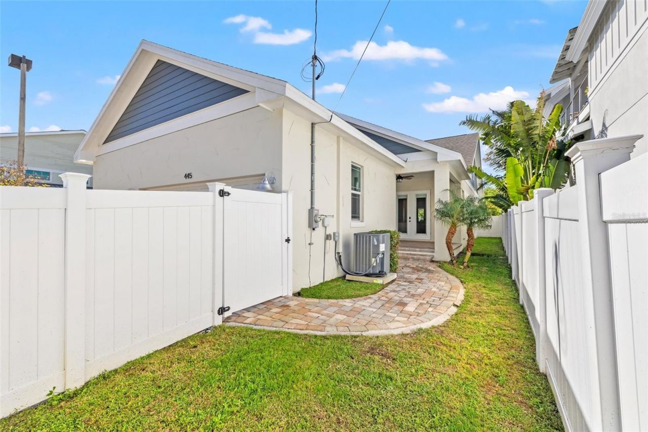 445 29th Avenue N, Saint Petersburg, FL 33704 Photo