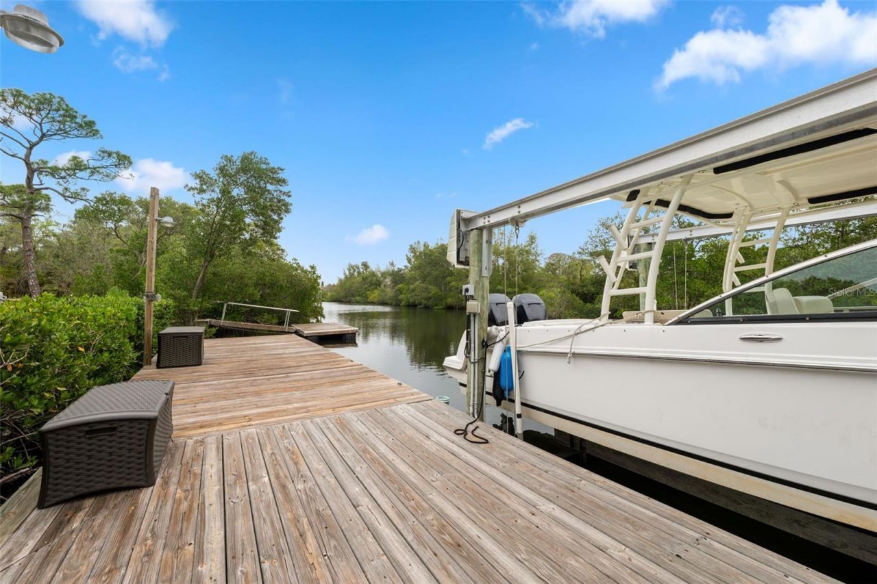 3114 Bluff Boulevard, Holiday, FL 34691 Photo