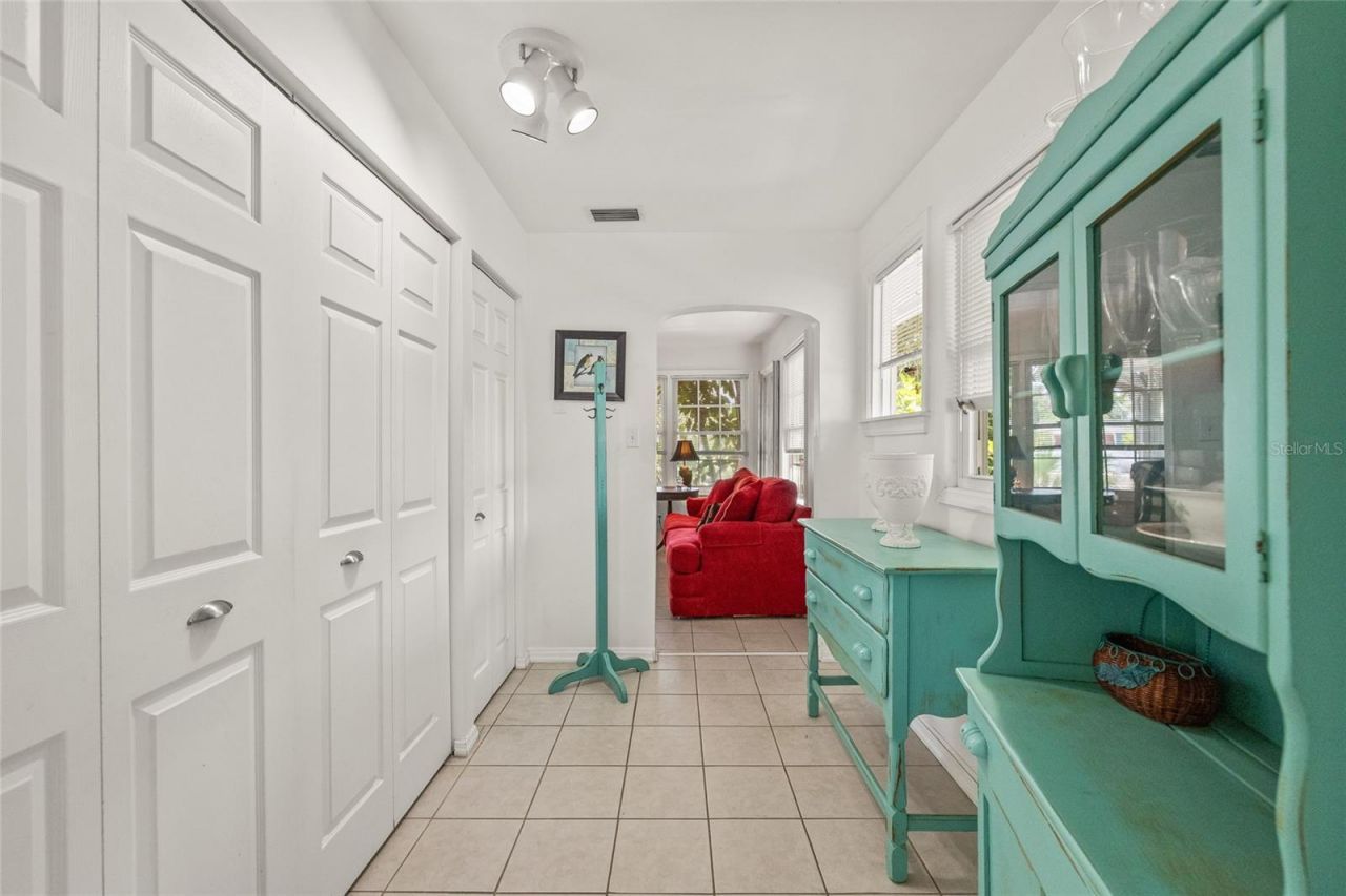 7328 9th Avenue N, Saint Petersburg, FL 33710 Photo