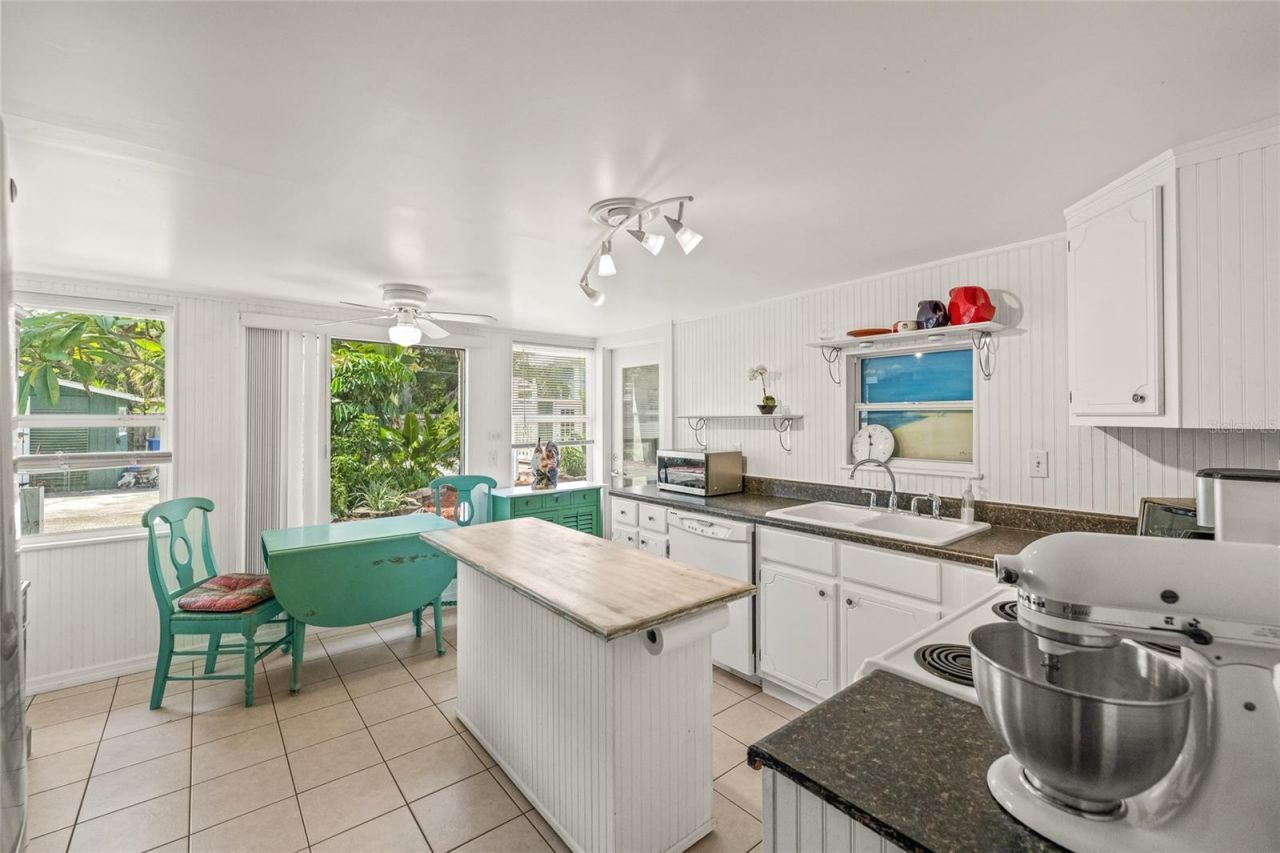 7328 9th Avenue N, Saint Petersburg, FL 33710 Photo