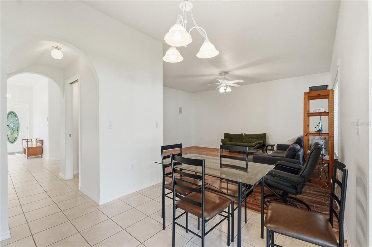 1734 Mapleleaf Boulevard, Oldsmar, FL 34677 Photo