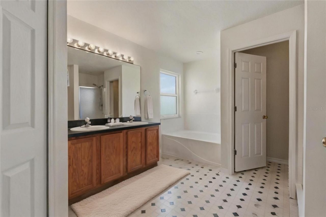 1734 Mapleleaf Boulevard, Oldsmar, FL 34677 Photo