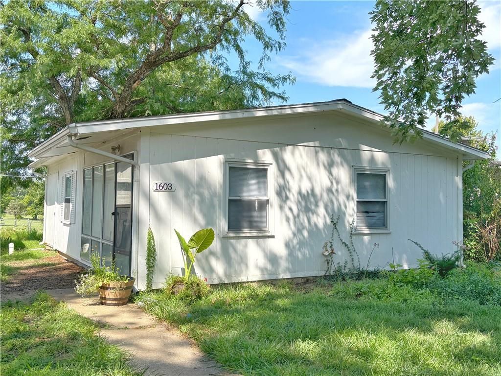 1603 Harper Street, Lawrence, KS 66044 Main Photo