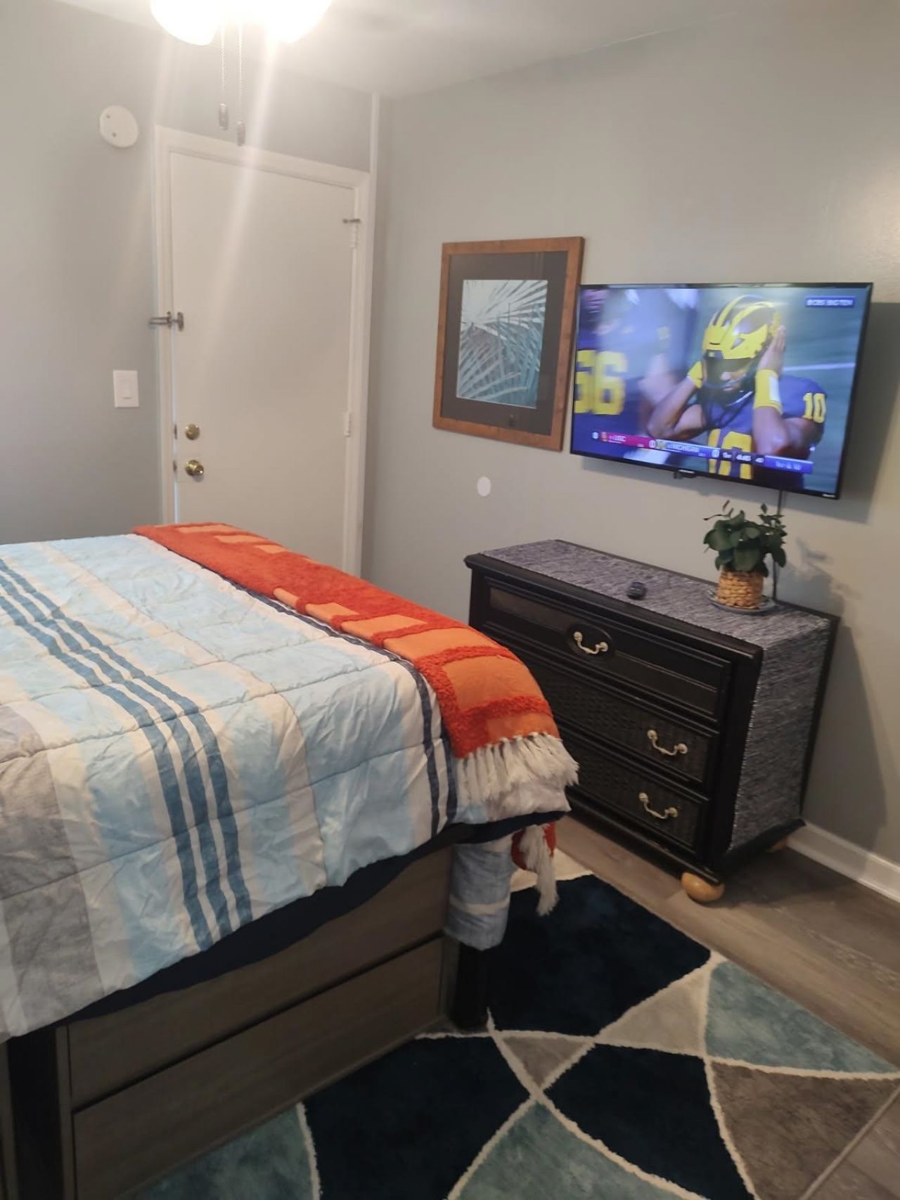 307 Flagg St.  Photo 7