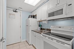 6900 North Ocean Blvd.  photo 4