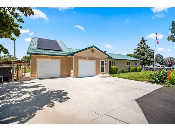 350 SNOWMOODY WAY, Ontario, OR 97914