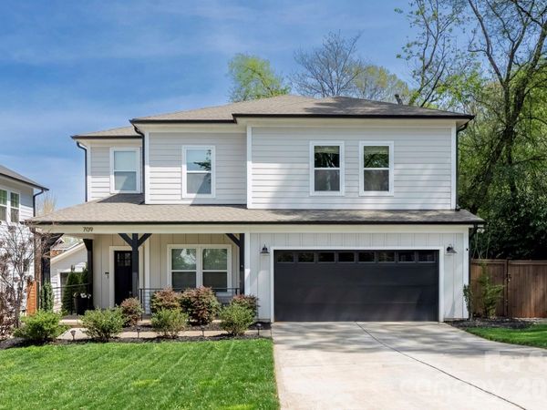 709 Tennyson Drive, Charlotte, NC 28208