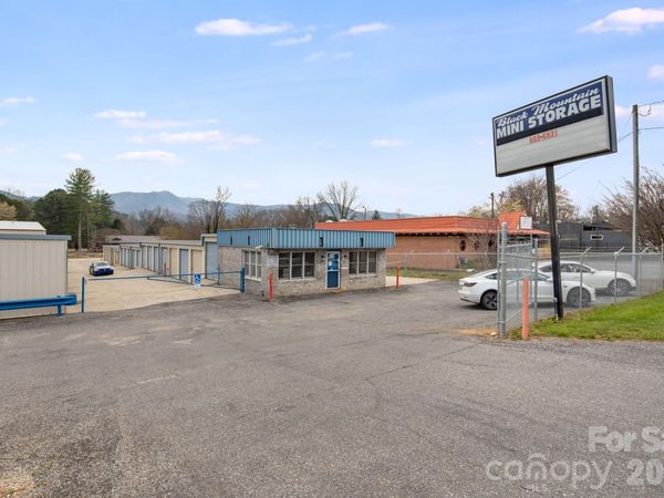 440 E State Street, Black Mountain, NC 28711