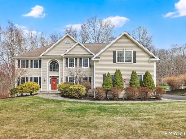 1 Bramble, Newtown, CT 06470