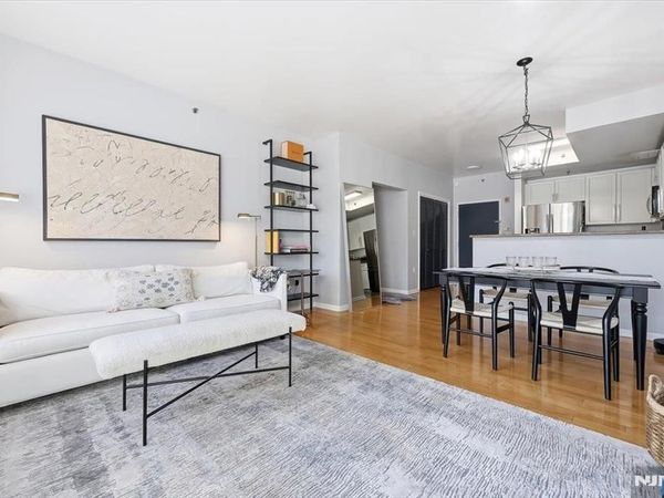 15 Freedom Way 412, Unit 412, JERSEY CITY, NJ 07305