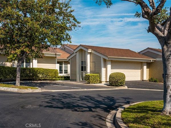 16 Driftwood, Unit 24, Irvine, CA 92604