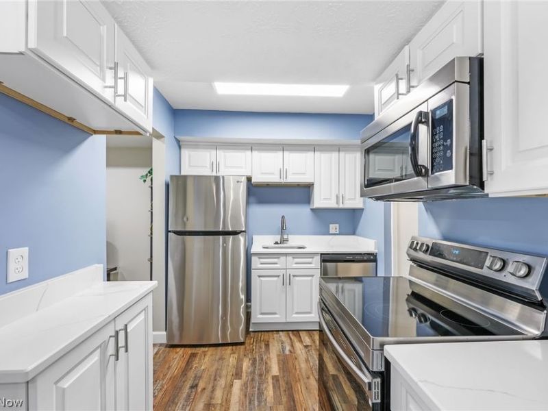 10364 Independence Drive, Unit 19C, North Royalton, OH 44133 Photo 10