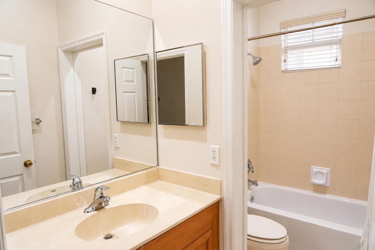 5773 NW 119th Terrace, Coral Springs, FL 33076 Photo