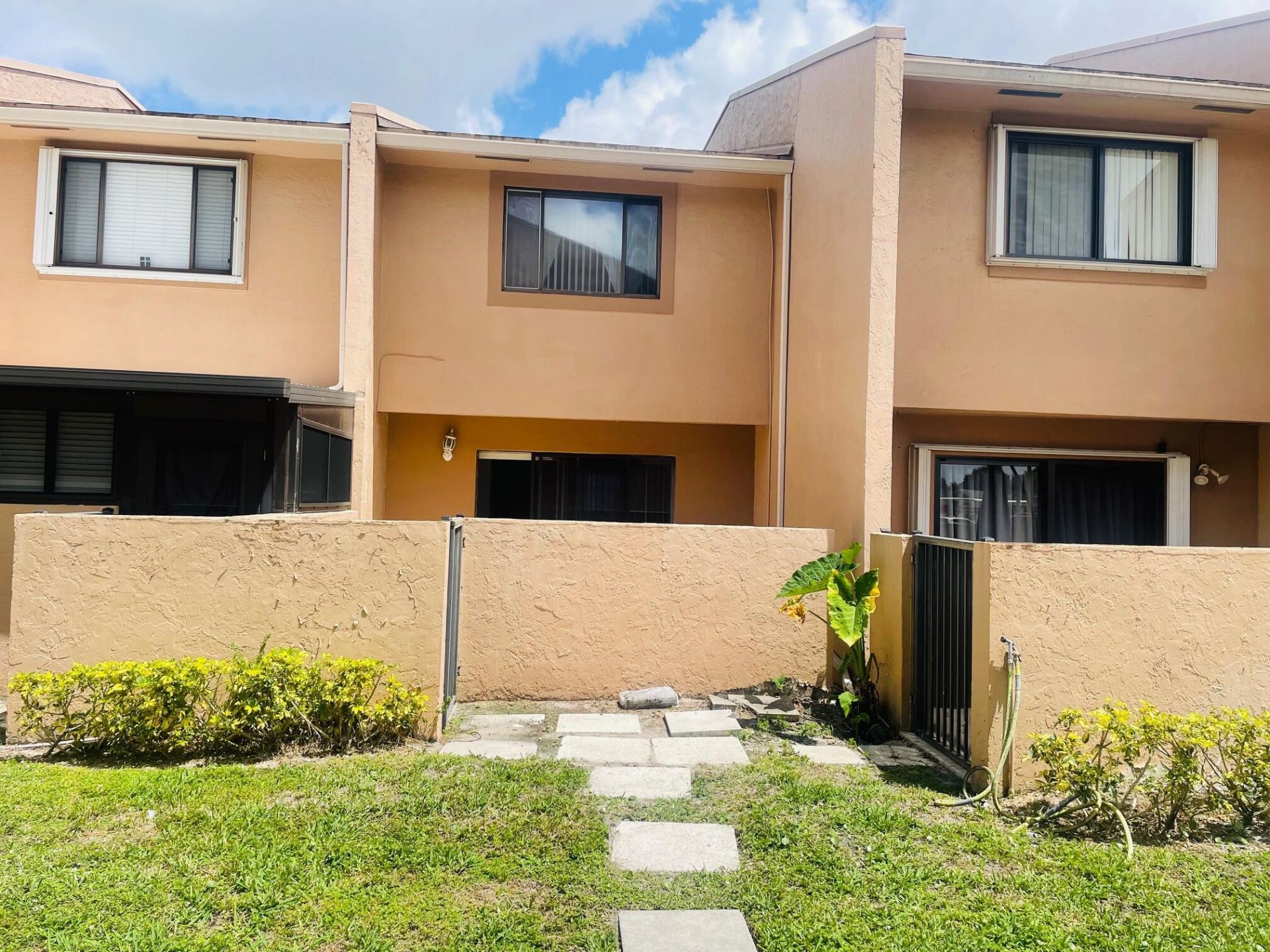 139 Sparrow Drive, Unit 2c, Royal Palm Beach, FL 33411 Photo