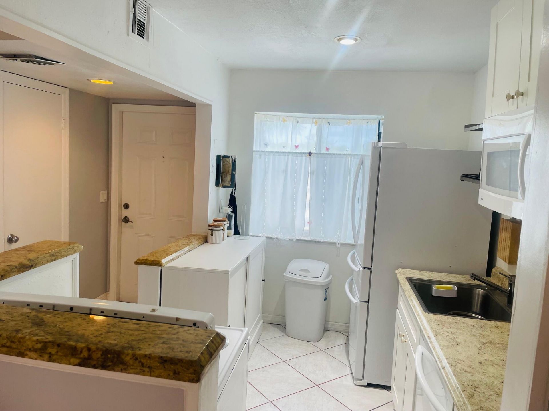 139 Sparrow Drive, Unit 2c, Royal Palm Beach, FL 33411 Photo