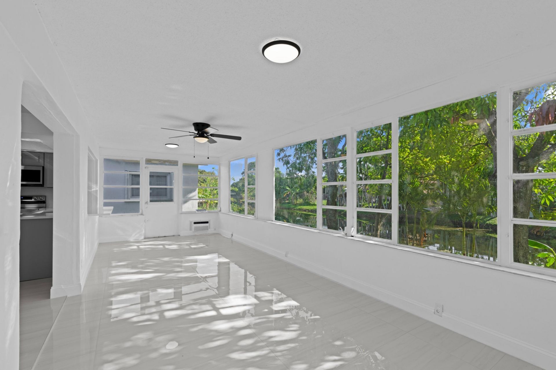 4300 NW 45th Terrace, Lauderdale Lakes, FL 33319 Photo