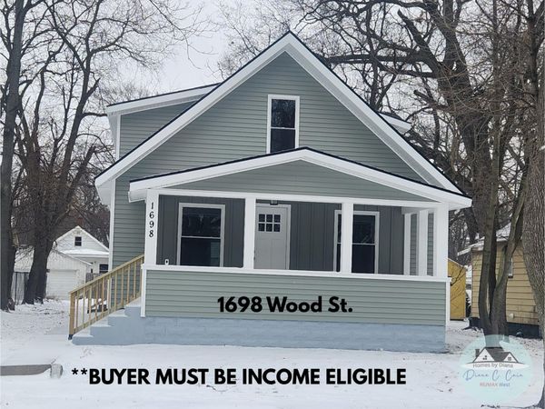 1698 Wood Street, Muskegon, MI 49442